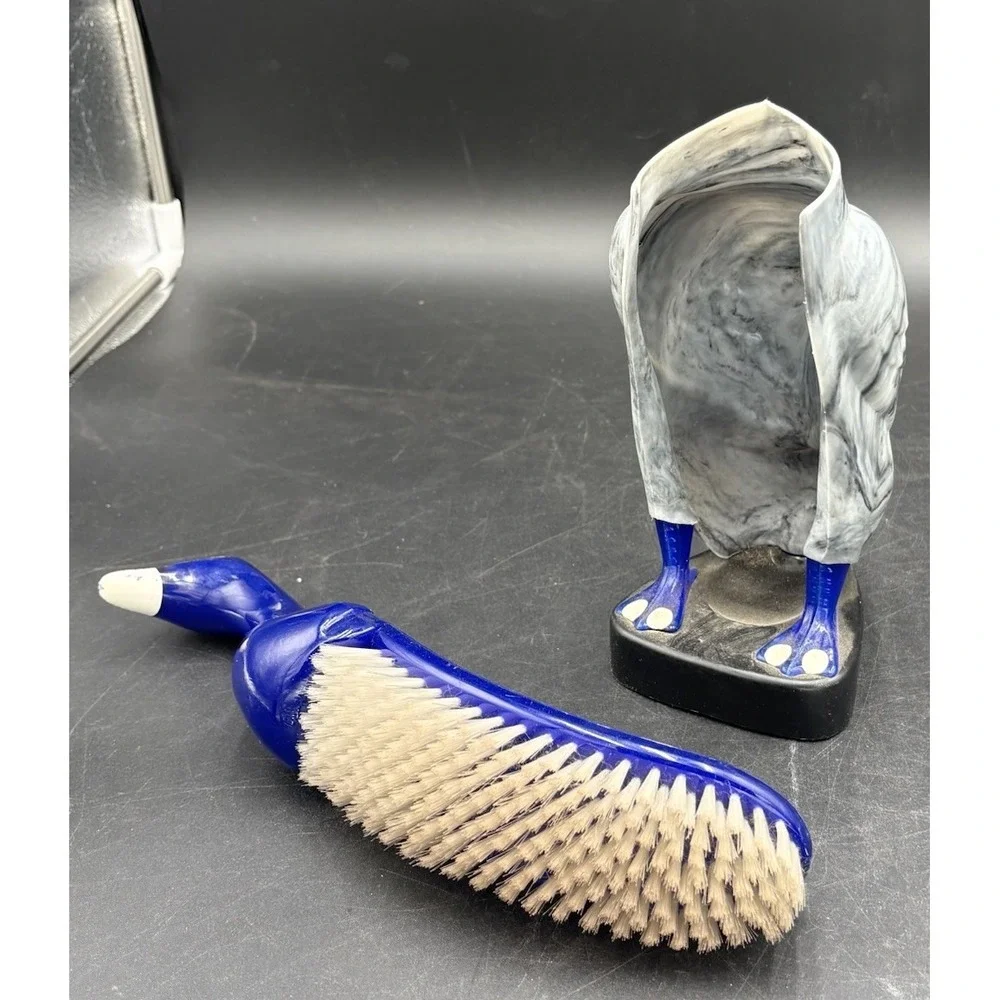 VTG BLUE RETRO CLOTHING SHOE BRUSH 12